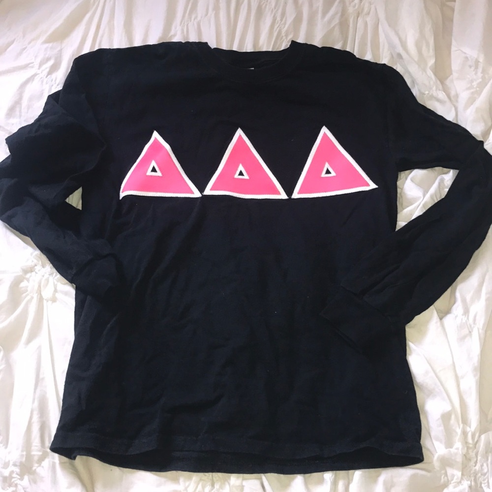 Stiched Delta Delta Delta long sleeve Tri Delta
